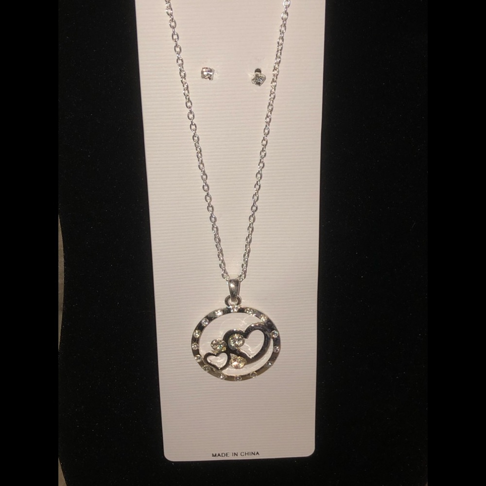 Silvertone Necklace & Earring Set